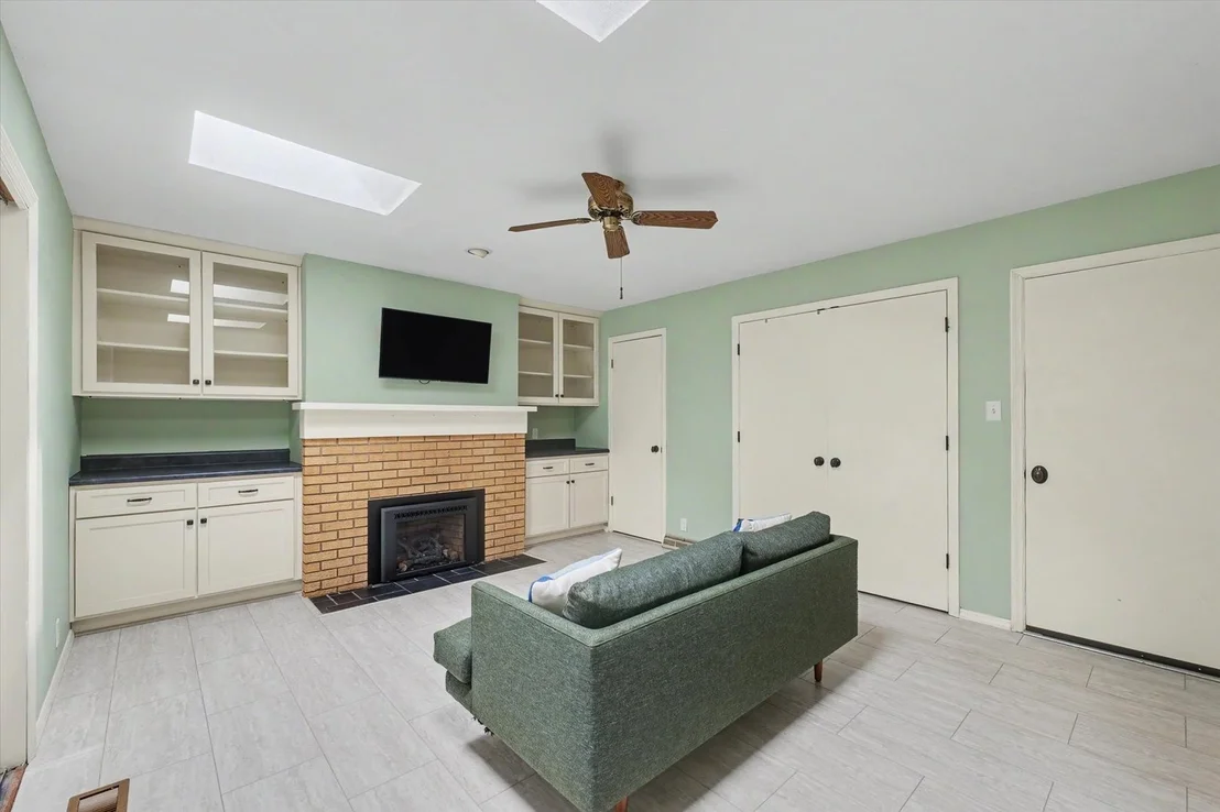 Photo of 2312 Blackthorn Drive