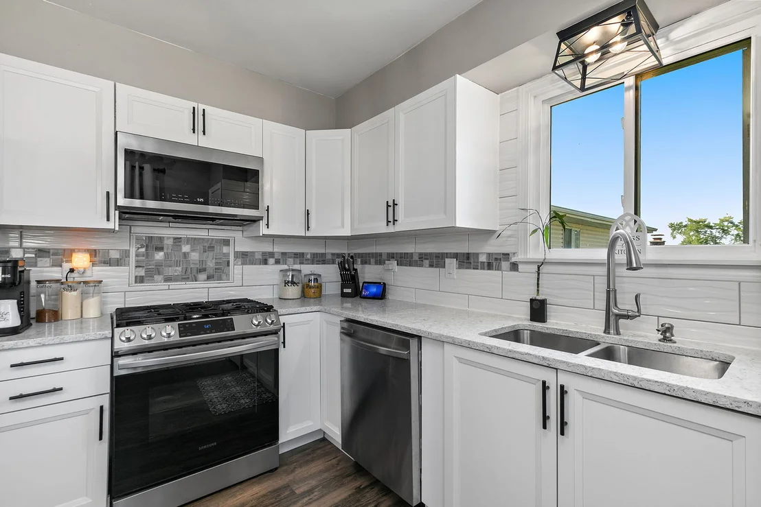 Photo of 17 Joslyn Drive