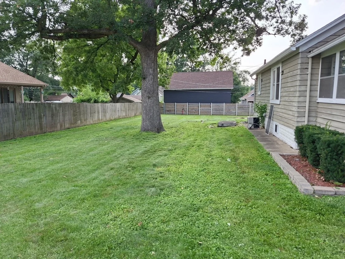 Photo of 1127 HOWELL Place