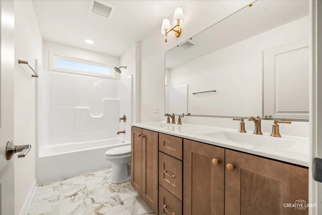 Photo of 676 cumberland Lane
