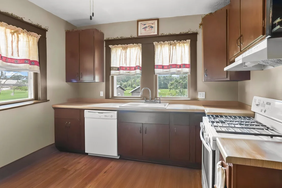Photo of 1005 W 7th Street