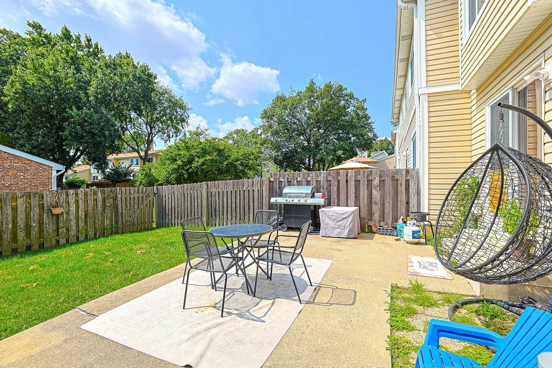 Photo of 293 Barclay Drive