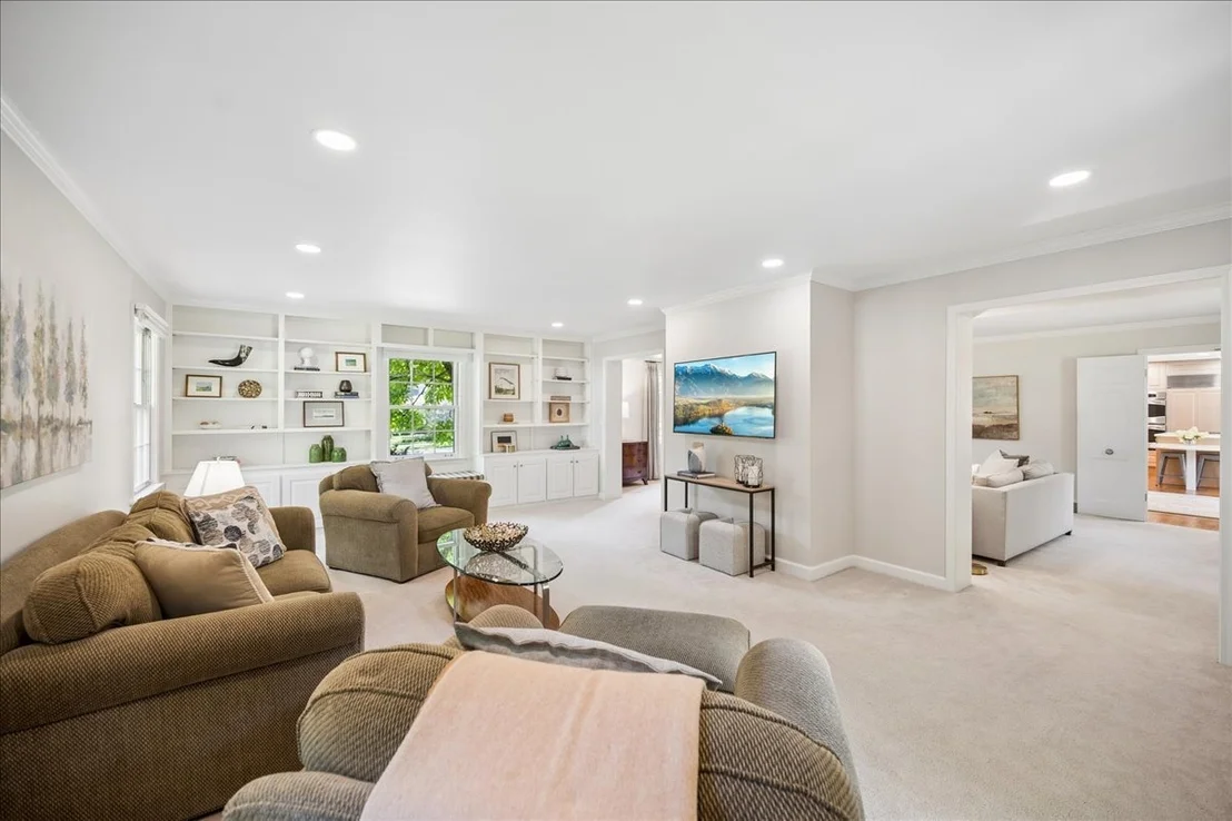 Photo of 870 Prospect Avenue