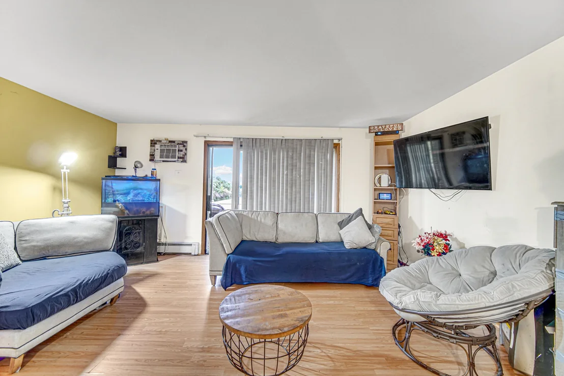 Photo of Unit 7 at 903 Elder Road