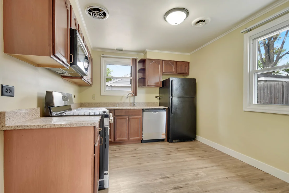 Photo of 273 Mohawk Street