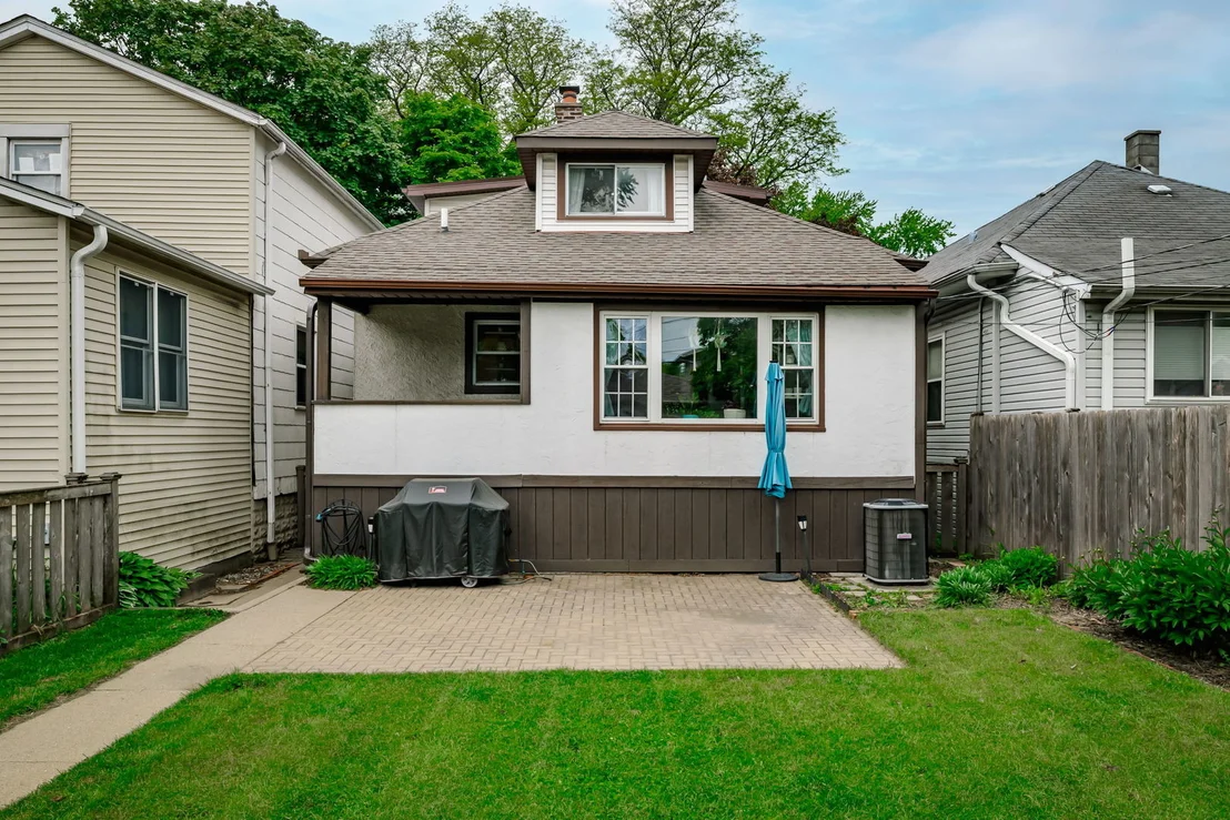 Photo of 1102 Marengo Avenue