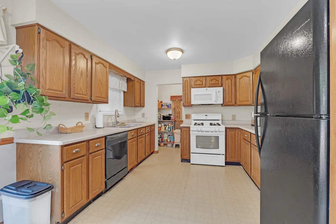 Photo of 2504 W Fairview Lane