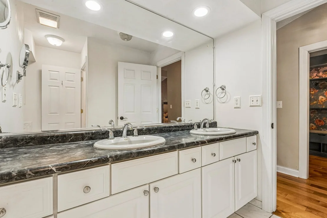Photo of 9617 Hideaway Lane