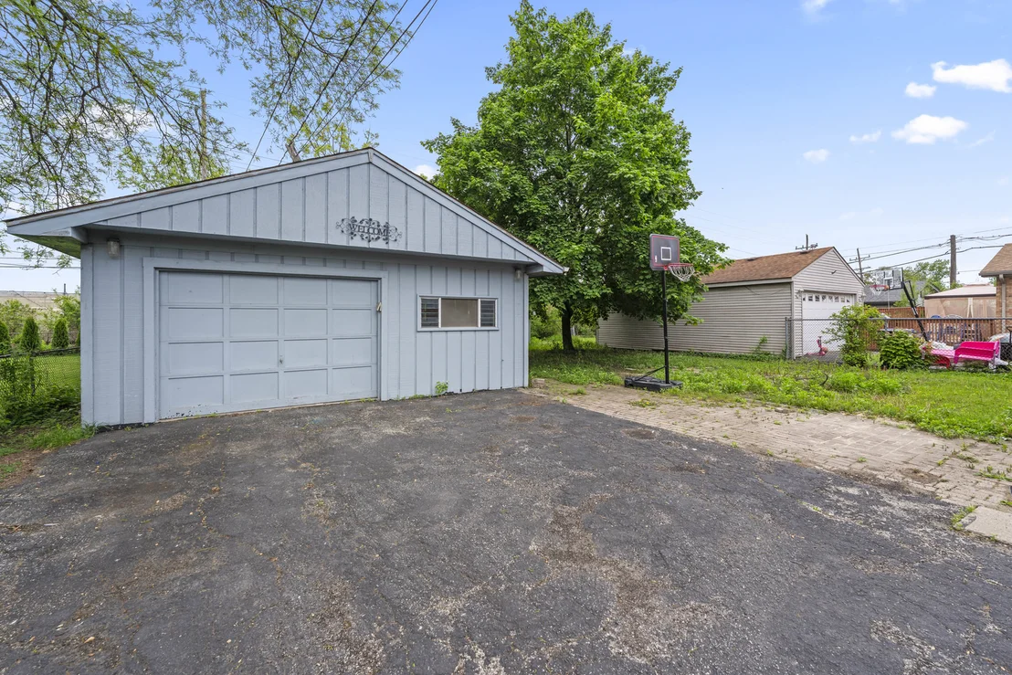 Photo of 7809 Columbia Drive