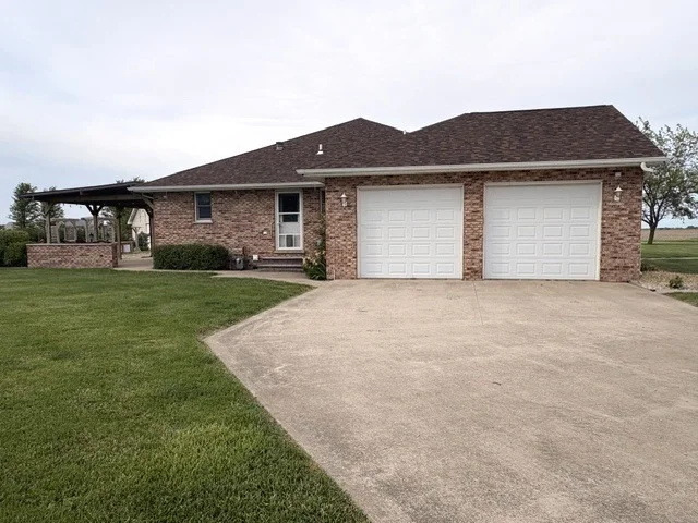 Photo of 31025 N 2400 East Road