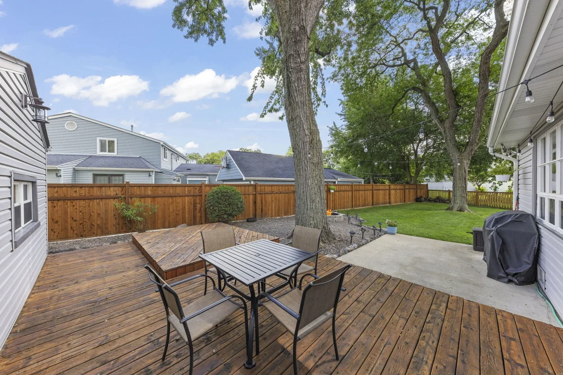 Photo of 2304 Meadow Drive