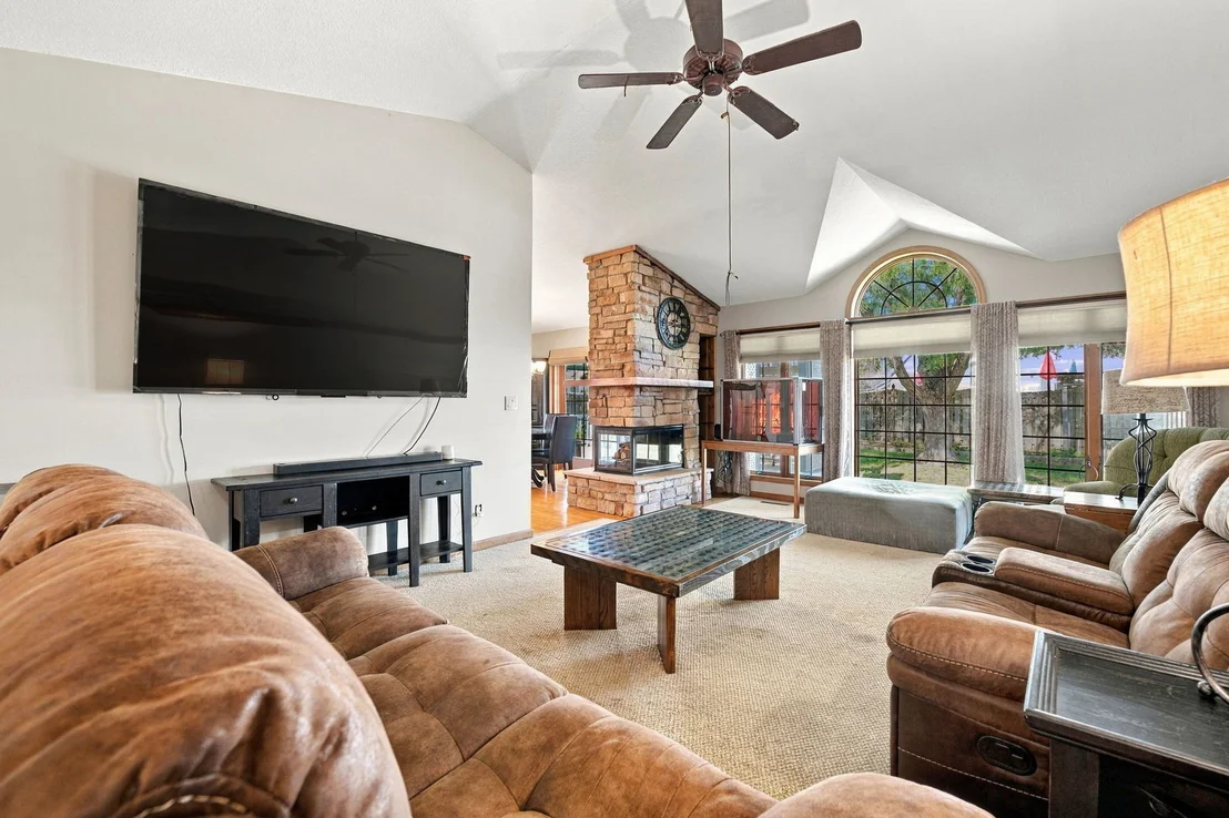 Photo of 1222 Vantage Lane