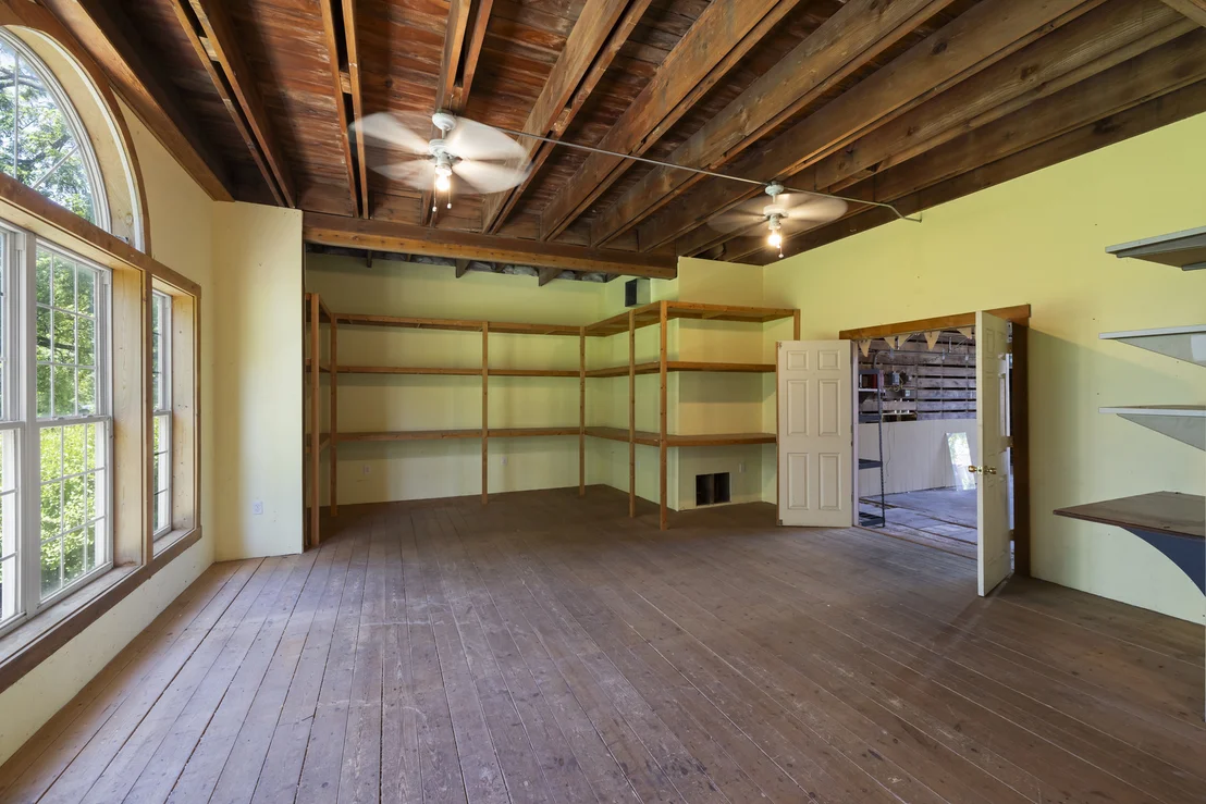 Photo of 3614 Wolf Road