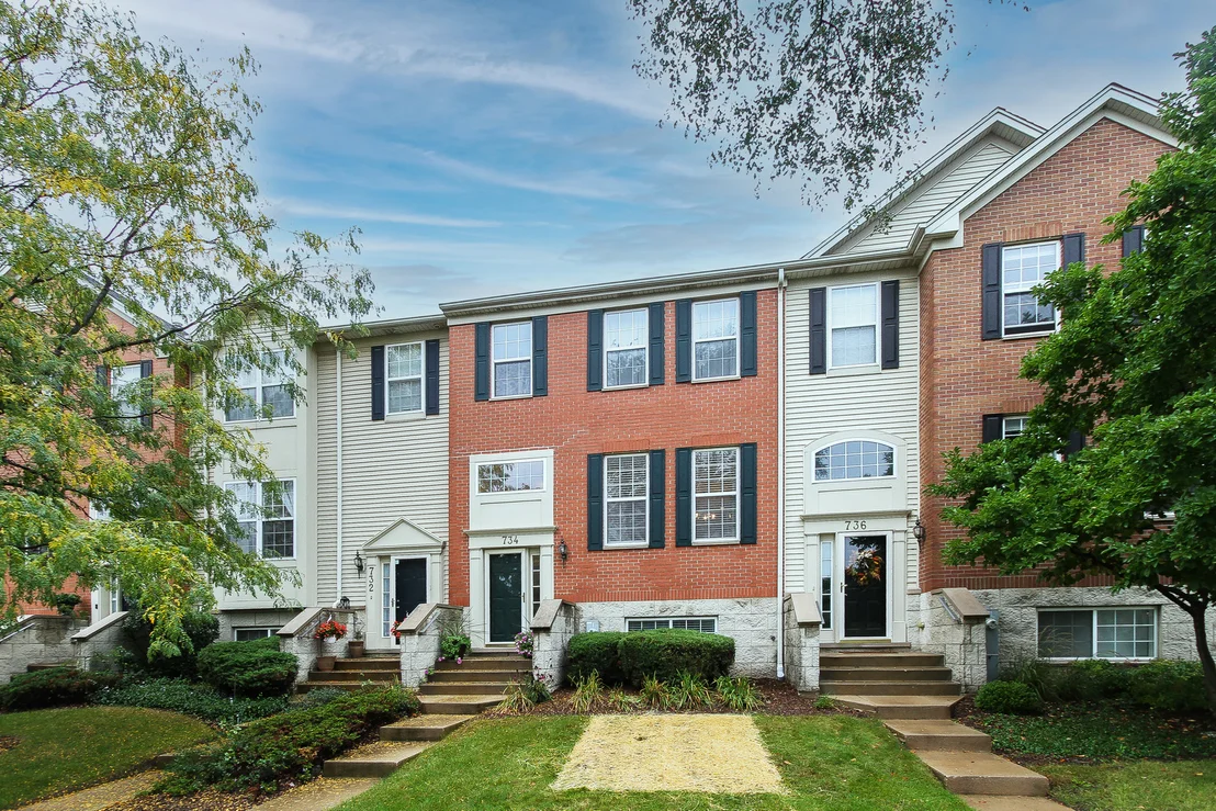 Photo of 734 THORNBURY Road