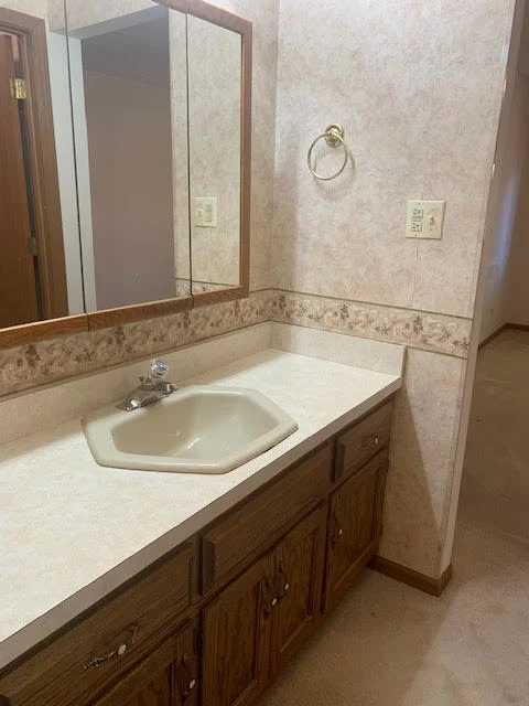 Photo of 811 Shagbark Road