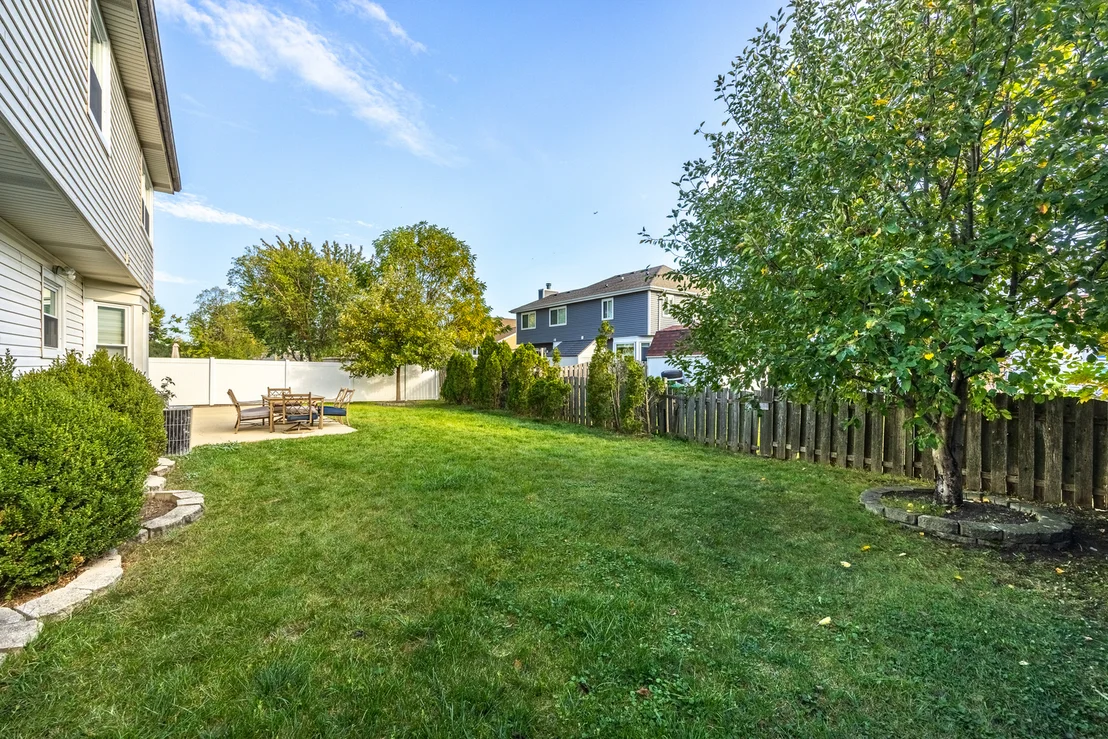 Photo of 232 Pepperidge Circle
