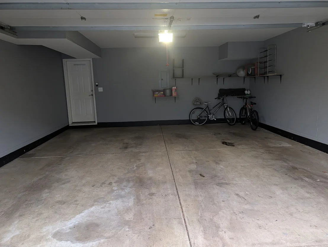 Photo of 464 Valentine Way
