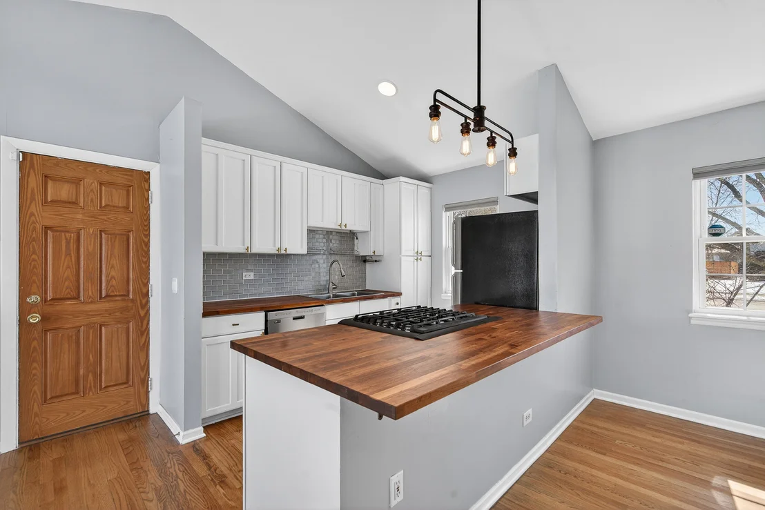 Photo of 1333 Purdue Avenue