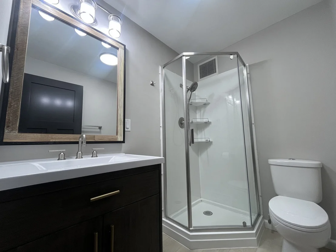 Photo of 1401 Oakleaf Drive