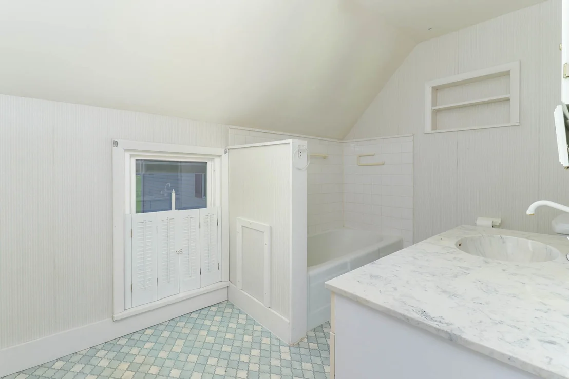 Photo of 409 Woodrig Road