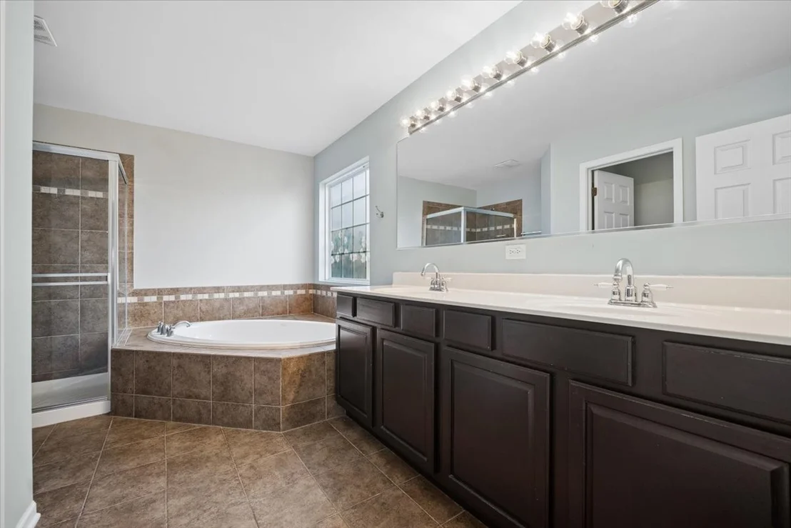 Photo of 332 Red Rock Lane