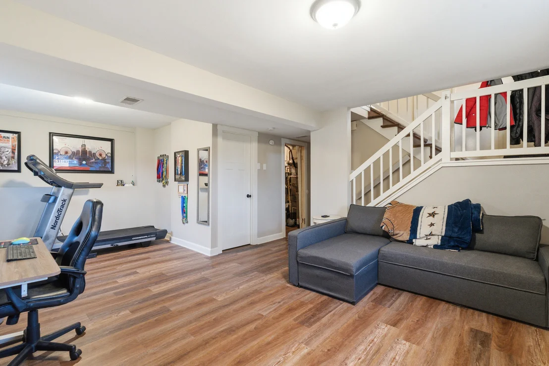 Photo of 7654 W Moorefield Drive