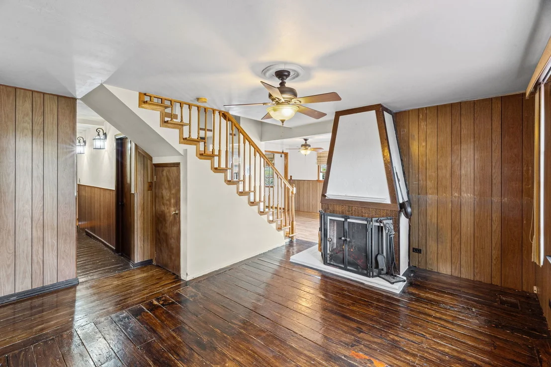 Photo of 2205 Bluebird Lane