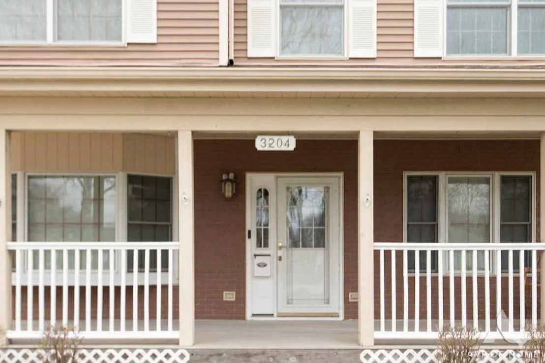 Photo of 3204 Owl Drive