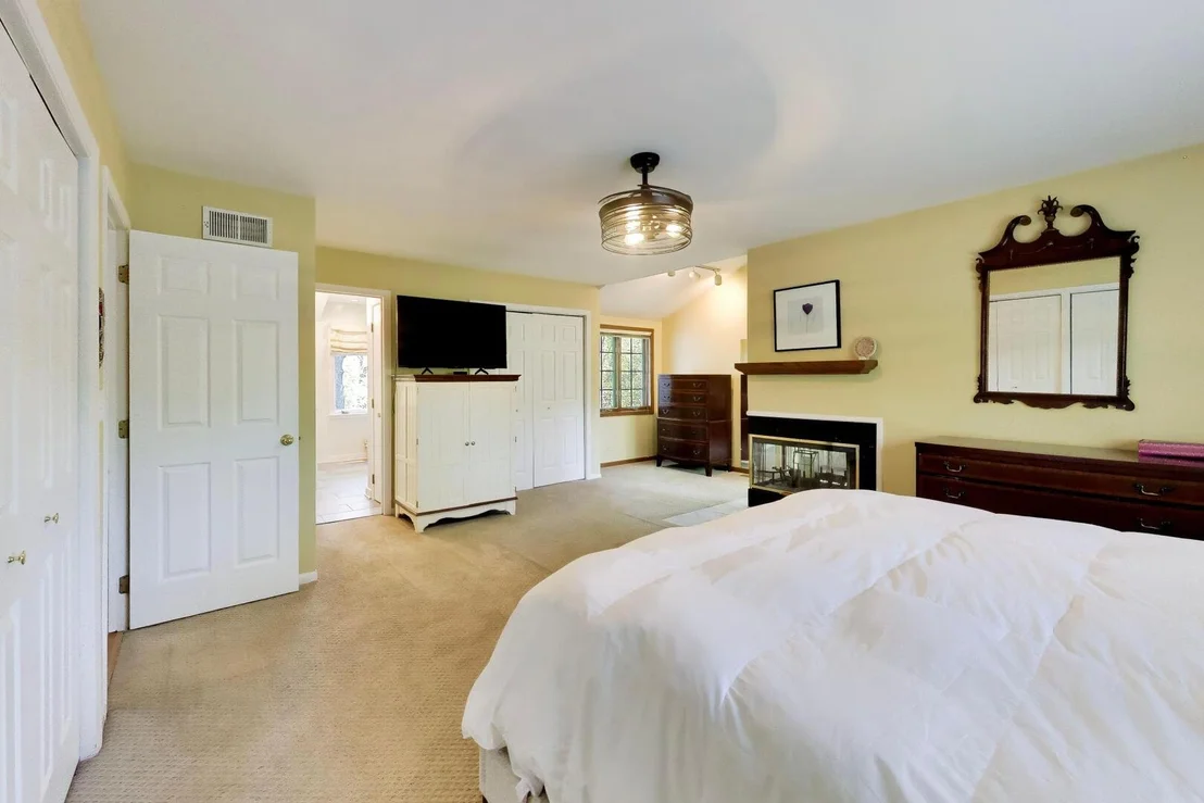 Photo of 1109 Shermer Road