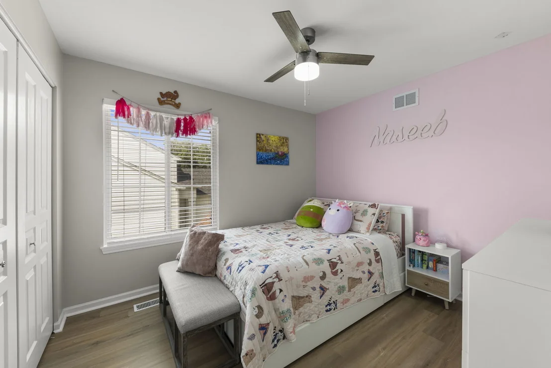 Photo of 422 Cardinal Drive