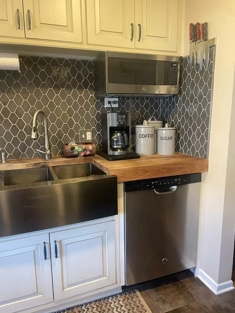 Photo of 704 Dodge Avenue