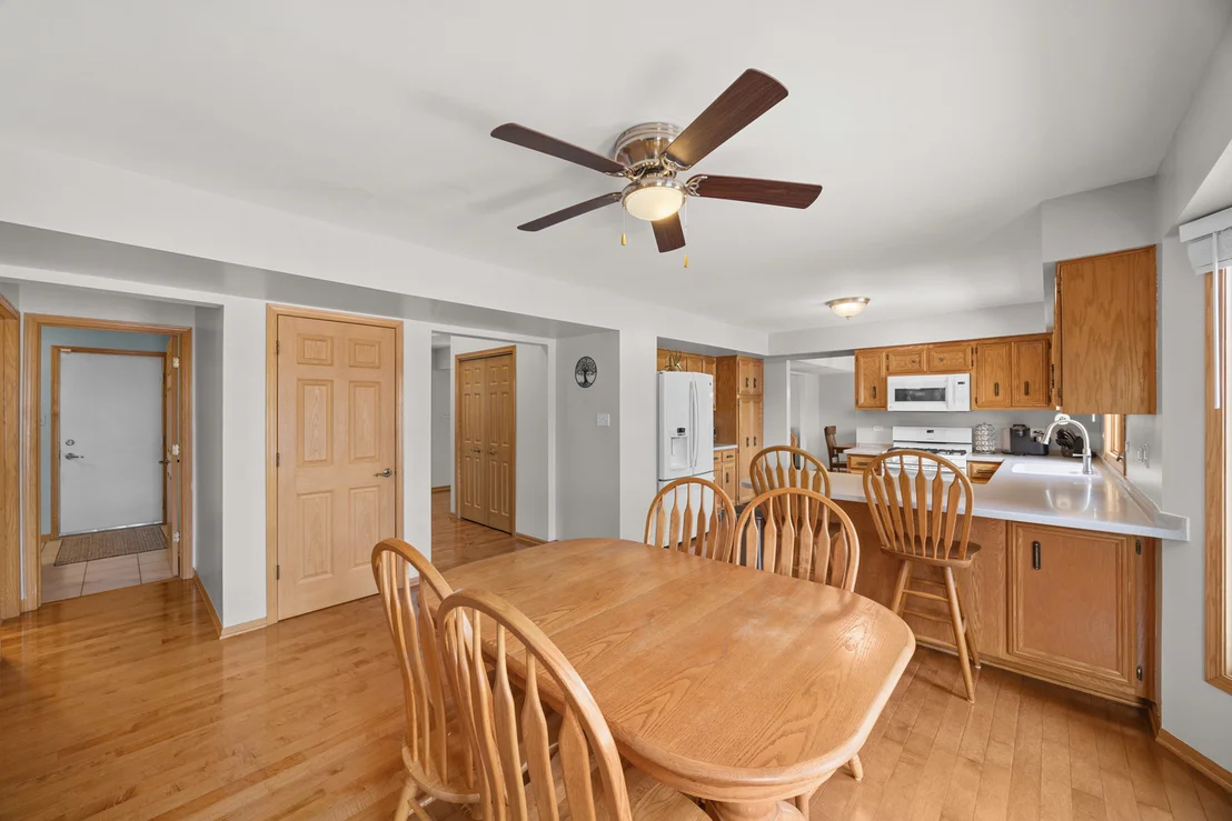 Photo of 800 Lisdowney Drive