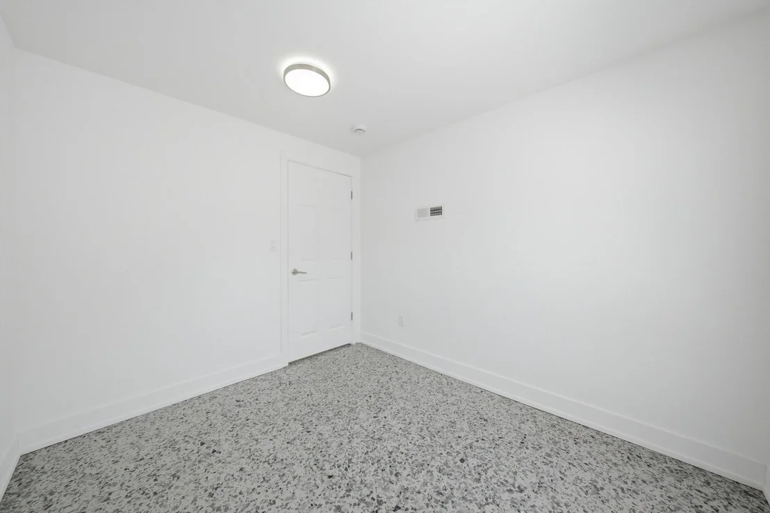 Photo of 531 Algonquin Street