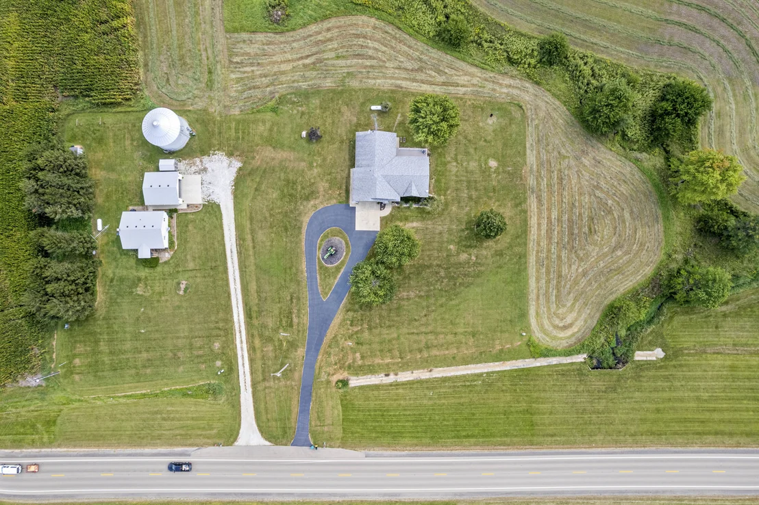 Photo of 3472 N IL ST RT 23 Highway