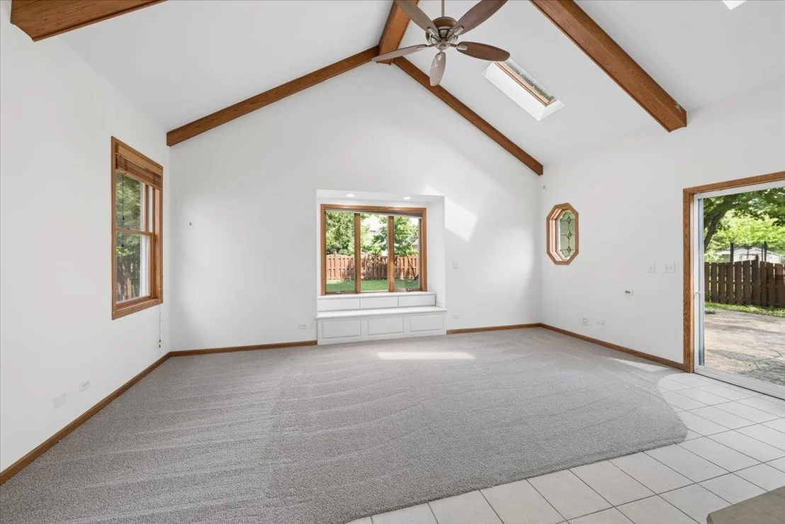 Photo of 415 Juniper Drive