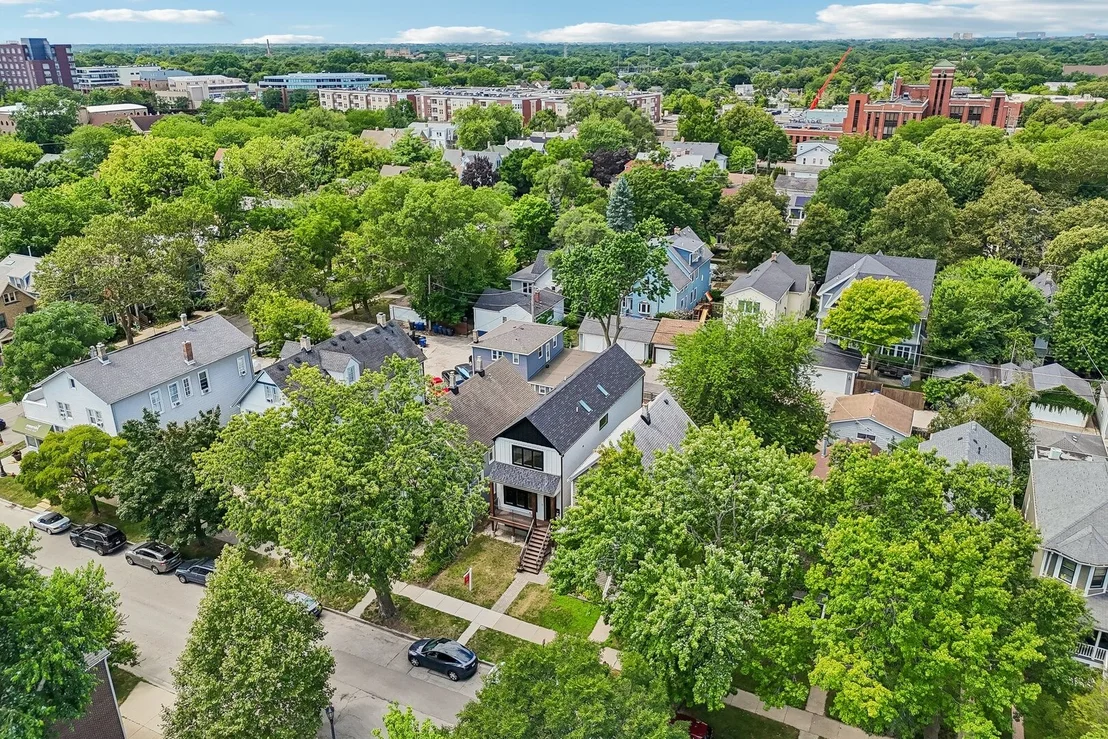 Photo of 2012 Maple Avenue
