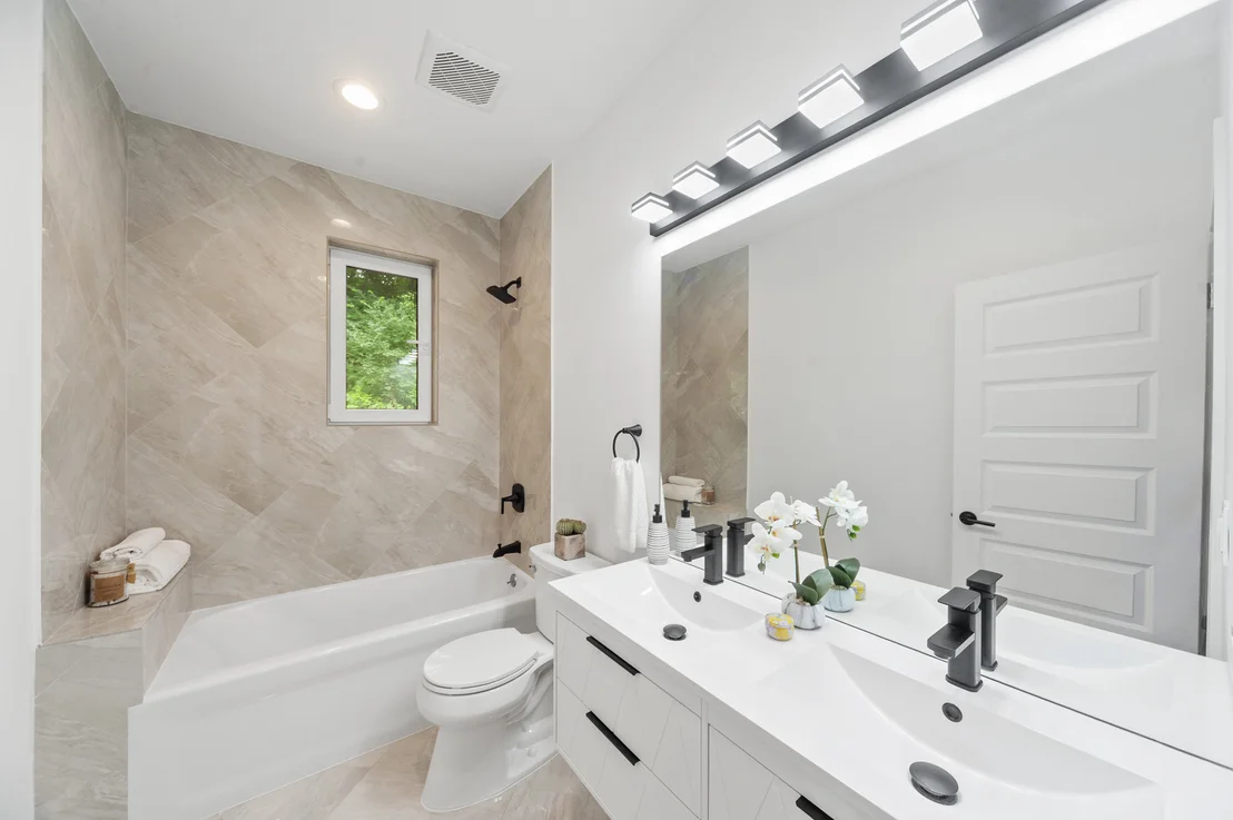 Photo of 615 Harper Drive