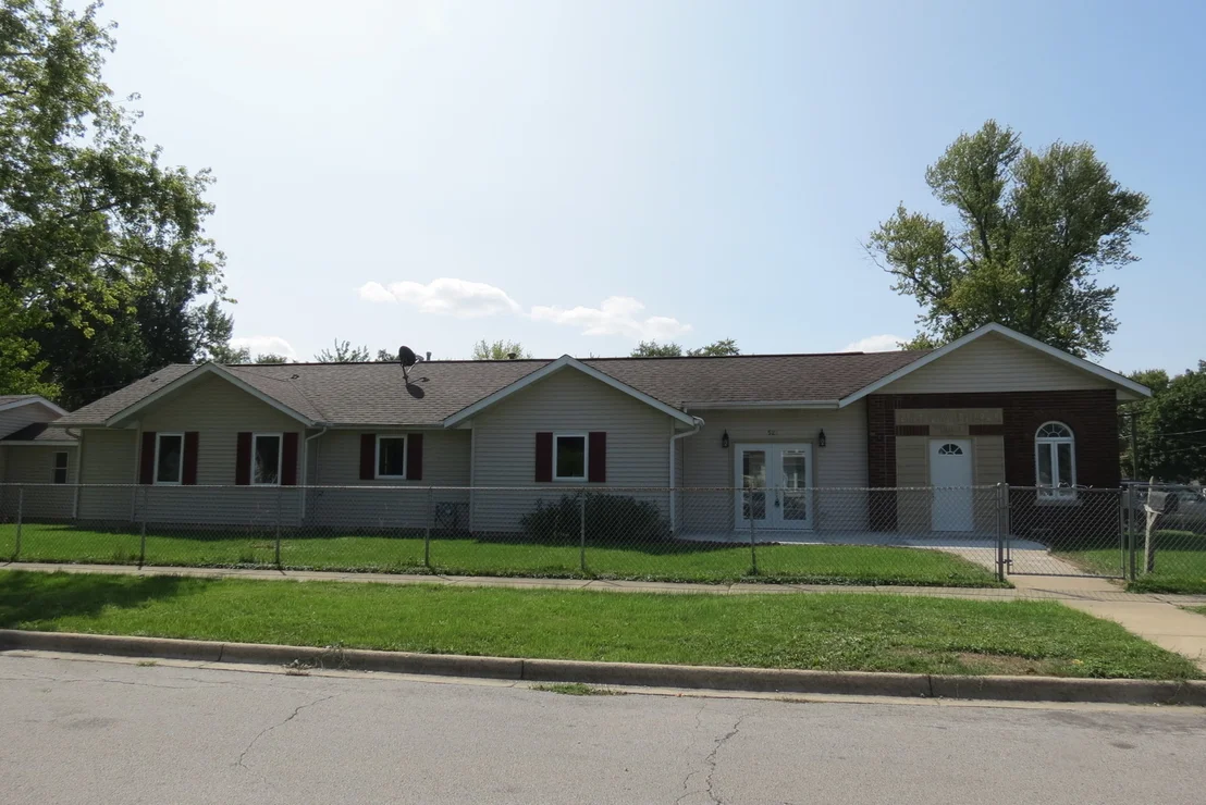 Photo of 527 Binder Street