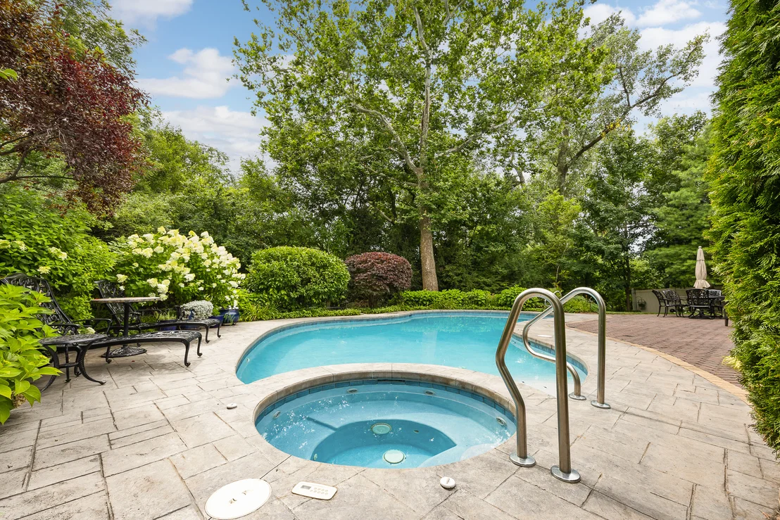 Photo of 331 Brookside Circle