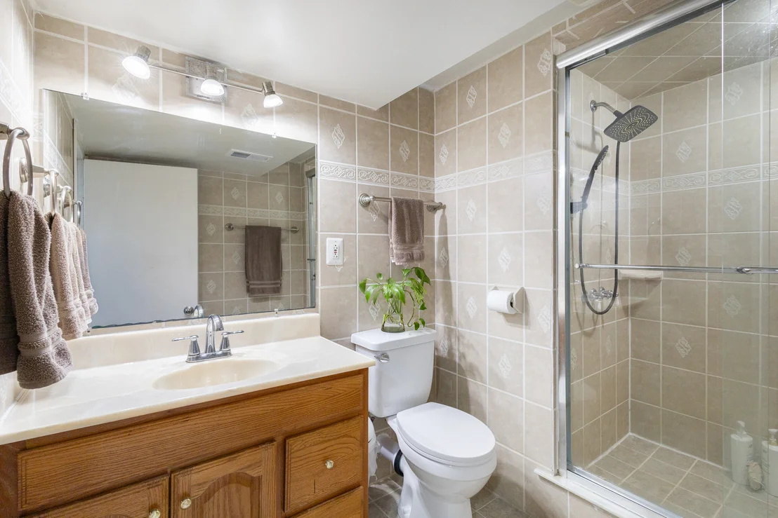 Photo of 2711 Maple Avenue