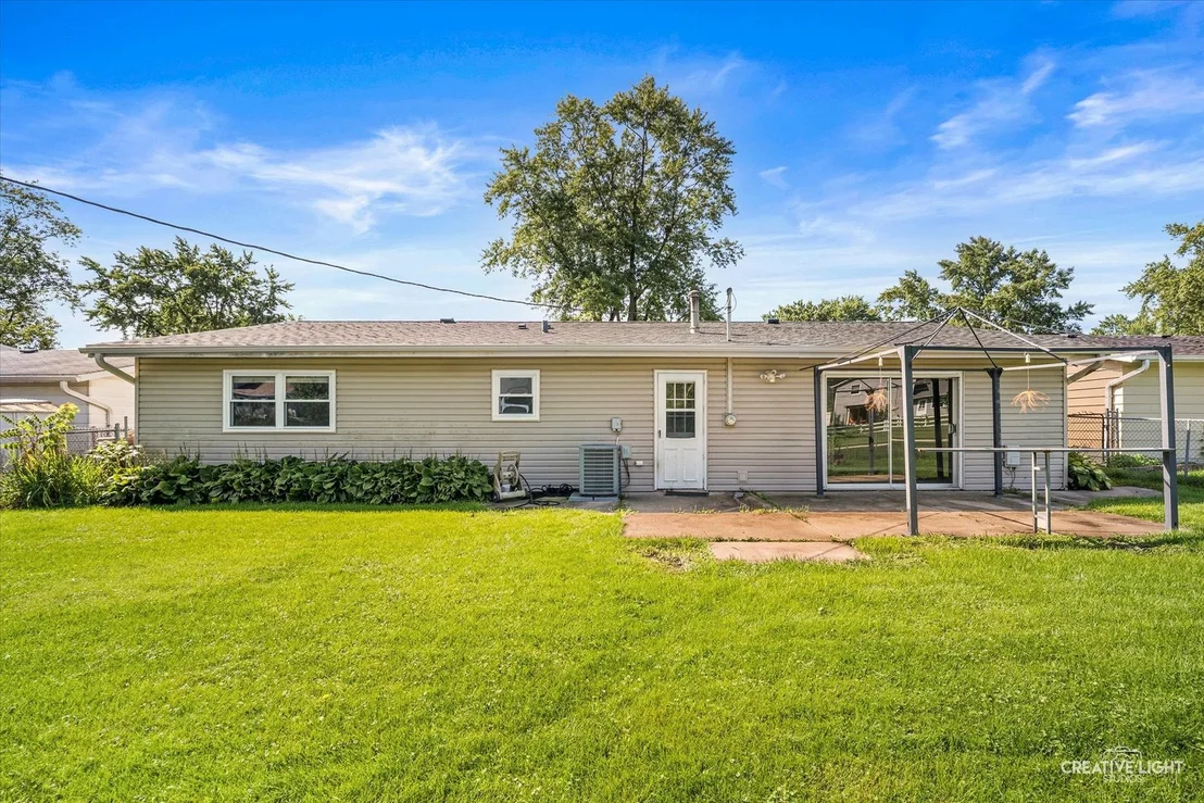 Photo of 1194 Windsor Lane