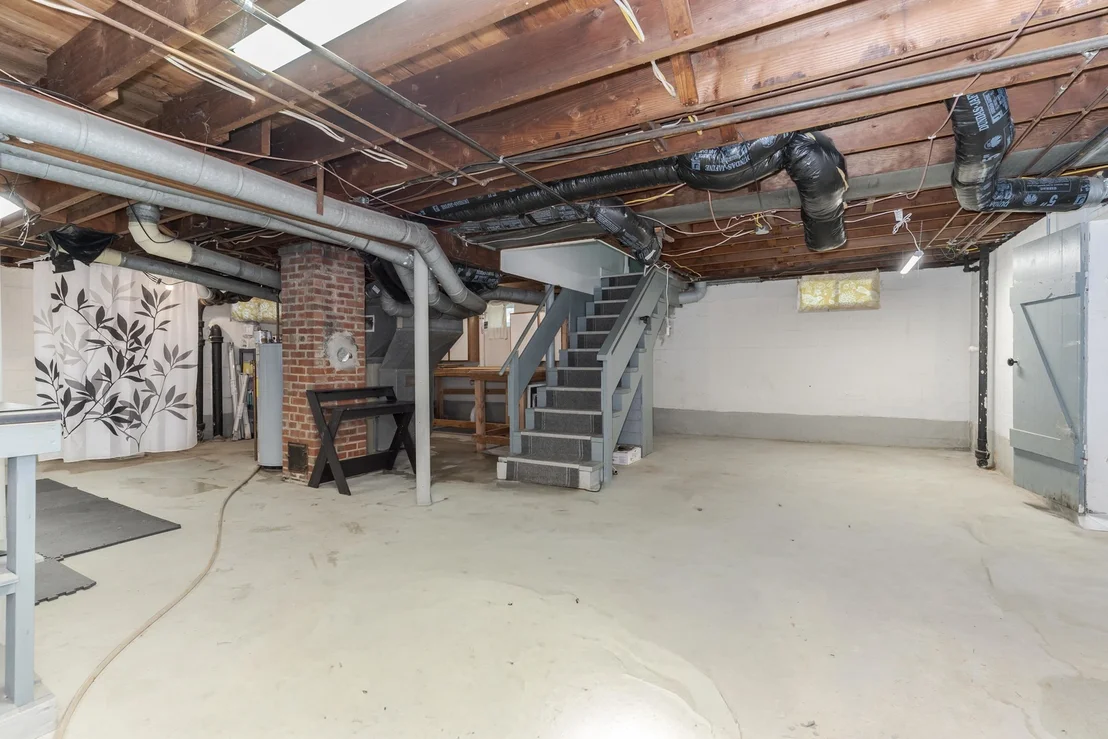 Photo of 821 Normal Avenue