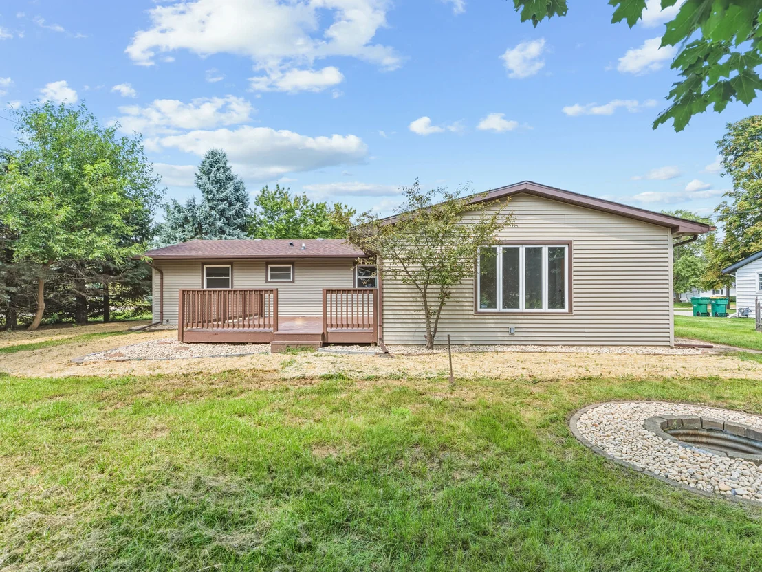 Photo of 23523 W Renwick Road