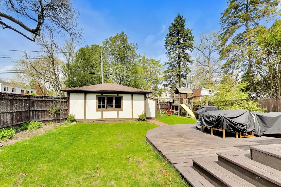 Photo of 1636 Forest Avenue