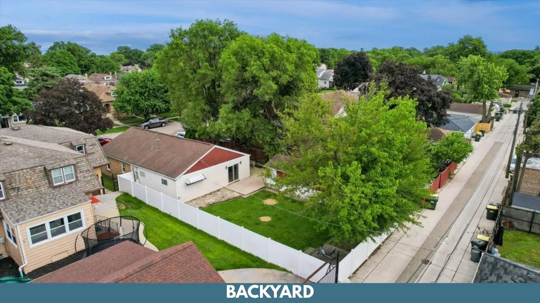 Photo of 2534 Maple Street