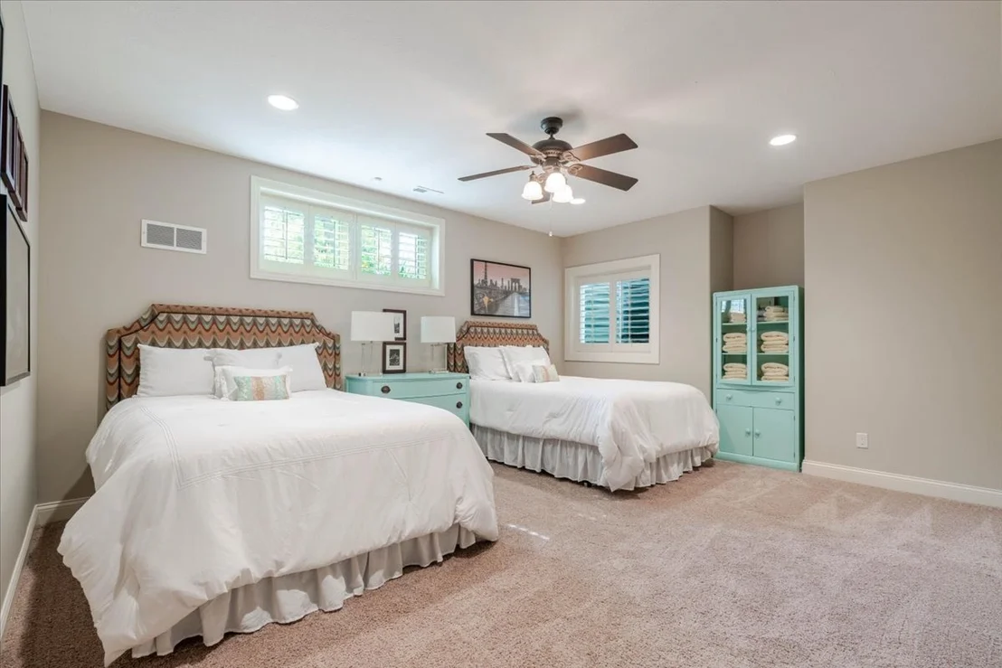 Photo of 2104 Sinclair Court