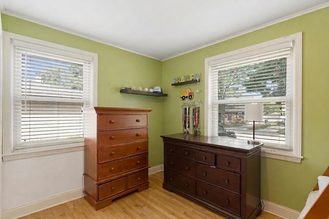 Photo of 515 Longfellow Avenue