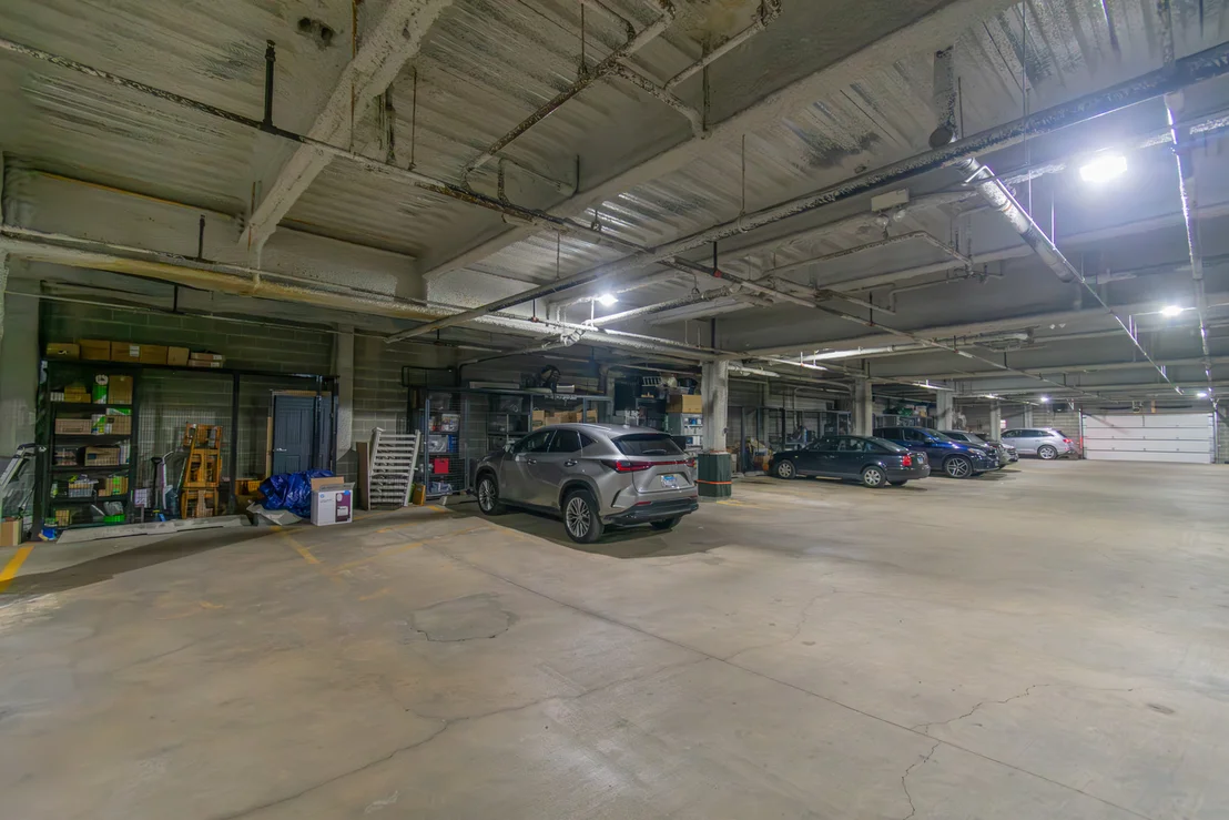 Photo of Unit 1 at 1355 W Washington Boulevard