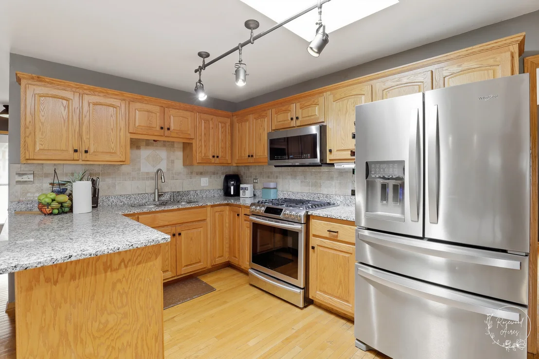Photo of 1168 Meadow Path