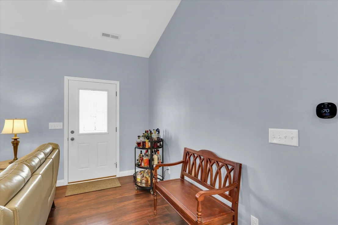 Photo of 1611 E Vernon Drive